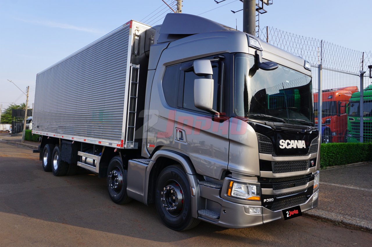 SCANIA P 320 – 2 Japão Caminhões E Carretas